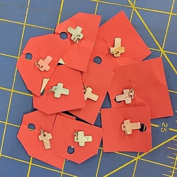 Cross 0.5" Color Accent Shell Like Material Set of 9 - Picture 2 of 2